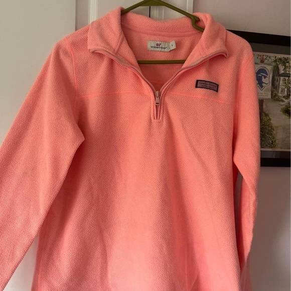 Vineyard Vine's 1/4 Zip - Picture 3 of 3